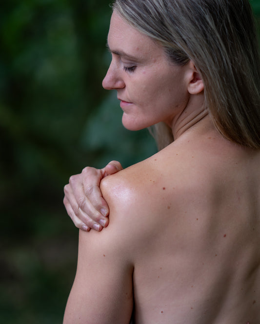 Applying Koa Botanics Kawakawa Balm