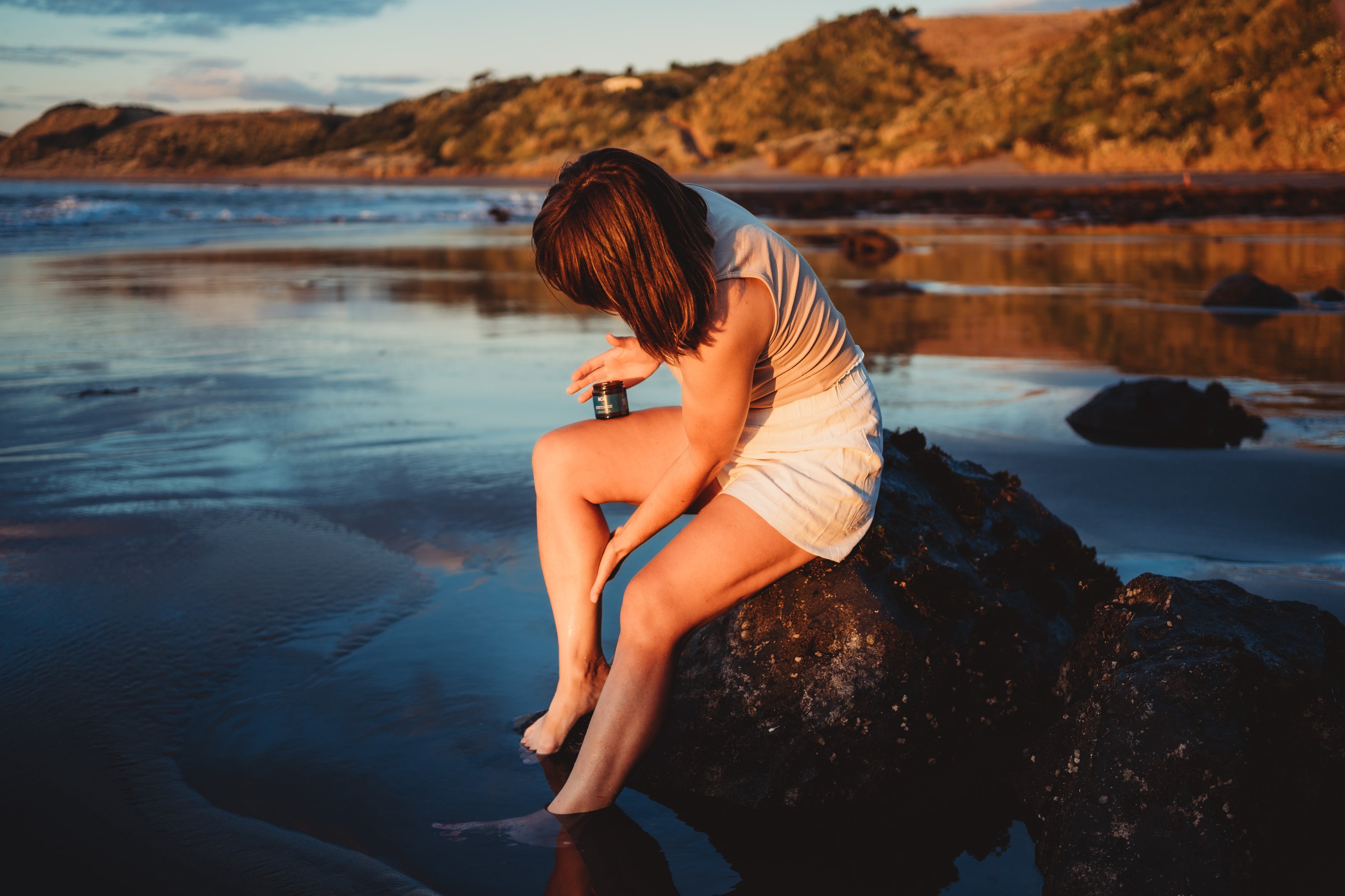 Magnesium for restless legs. Koa Botanics.